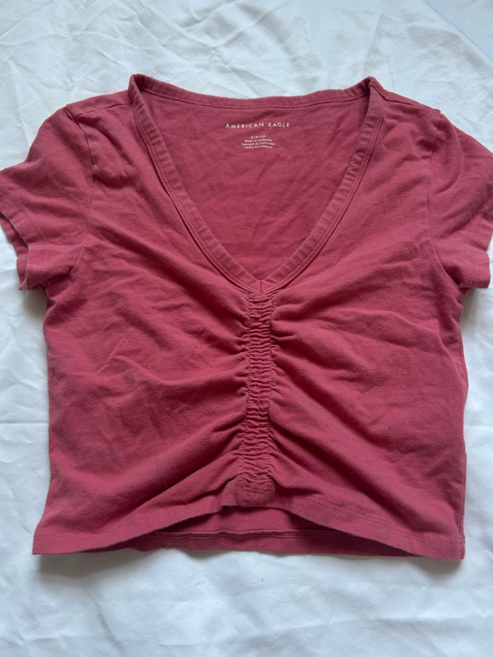 American Eagle Outfitters Mauve Pink Ruched V‑Neck Crop Top